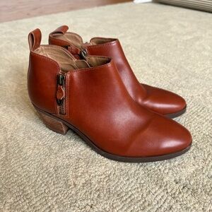 Vionic Cecily Double Zipper Leather Ankle Boots